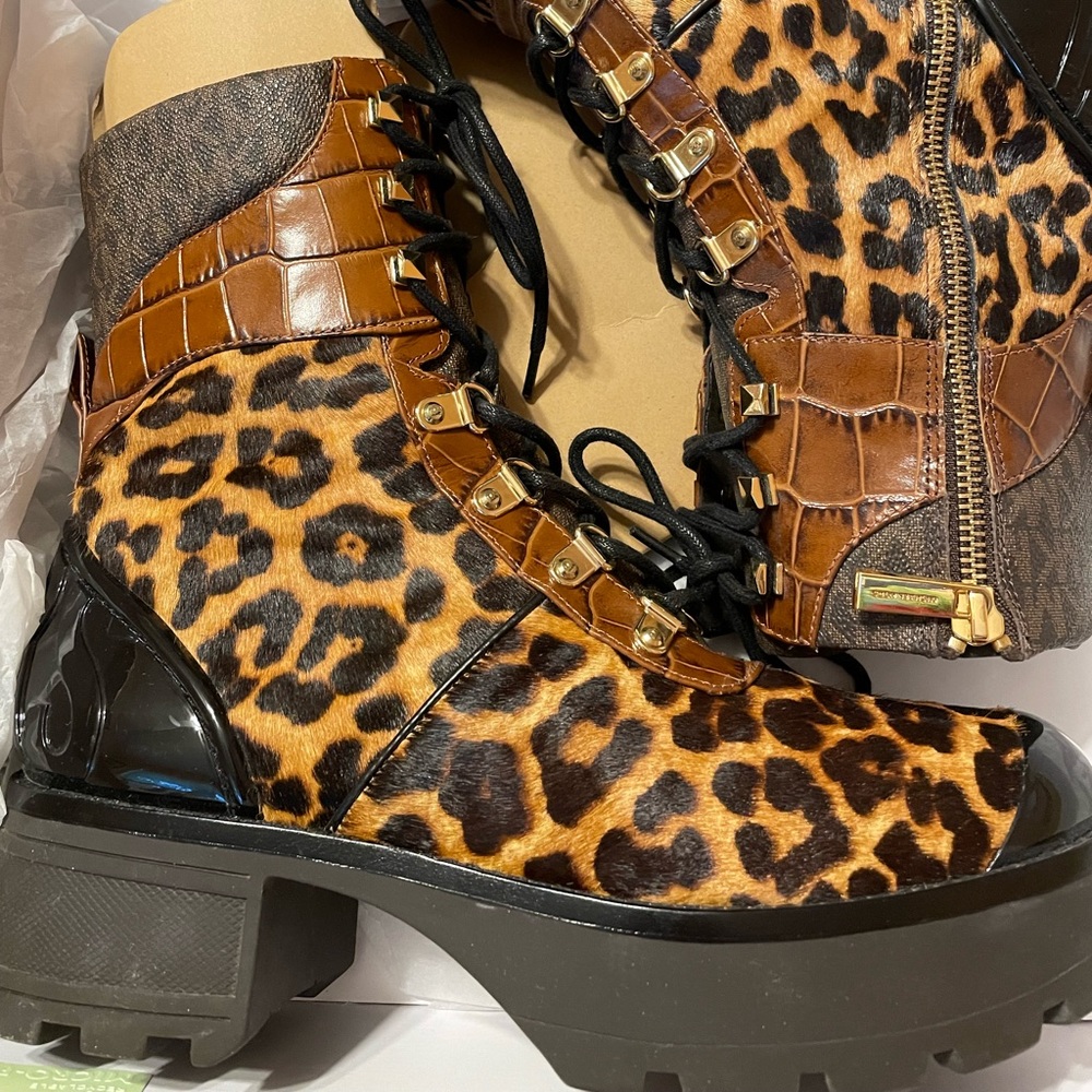 Michael Kors leopard platform 🔥🔥🔥🔥